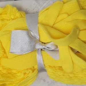 New York & Company 3-Piece Popcorn-Knit Scarf, Hat, & Gloves set